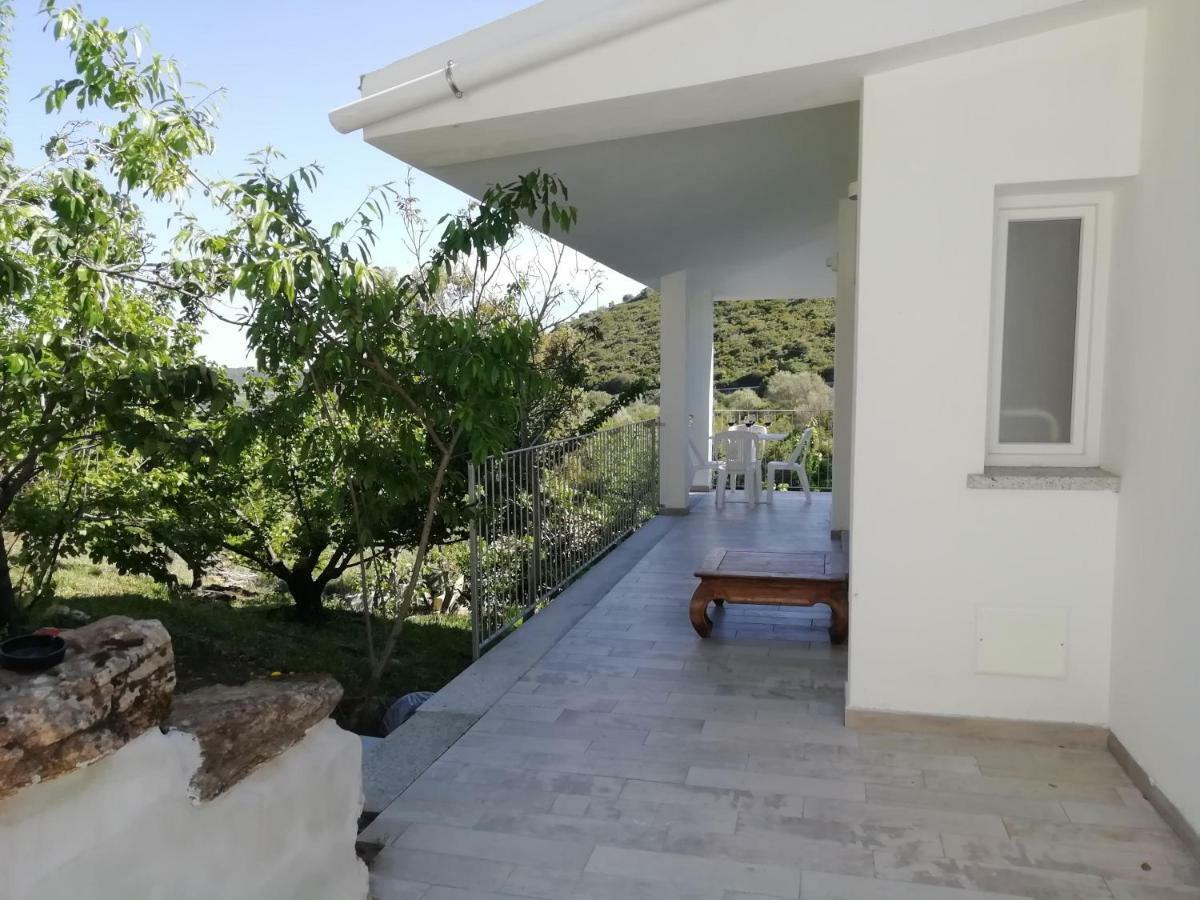 In Campagna Da Nino Hotel Олбия Екстериор снимка