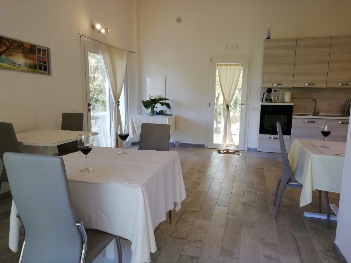 In Campagna Da Nino Hotel Олбия Екстериор снимка